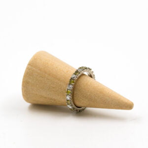 Anillos de Piedras Preciosas: Anillo de diamantes blancos y amarillos